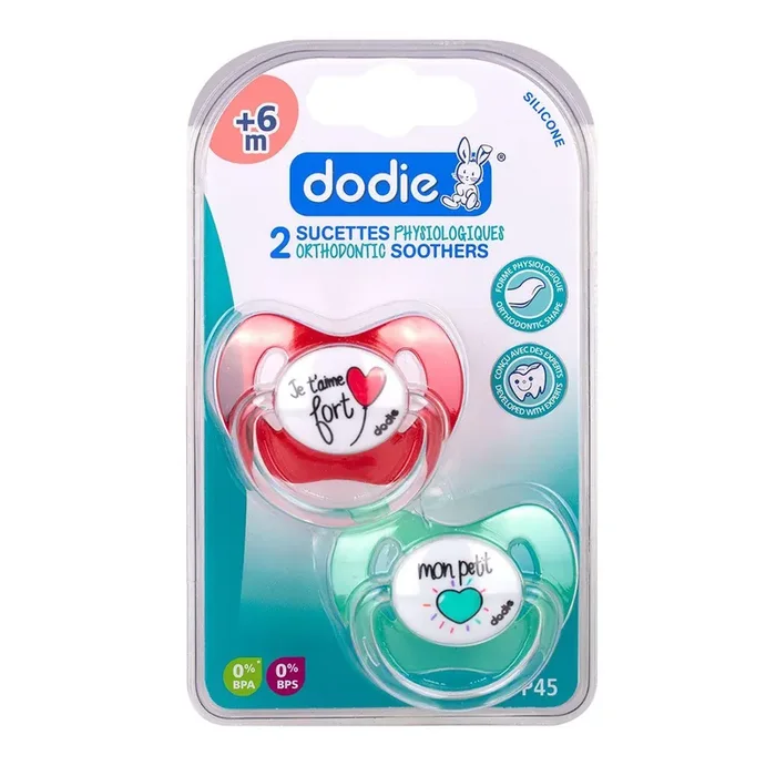 2 sucettes +6 mois « cœur »