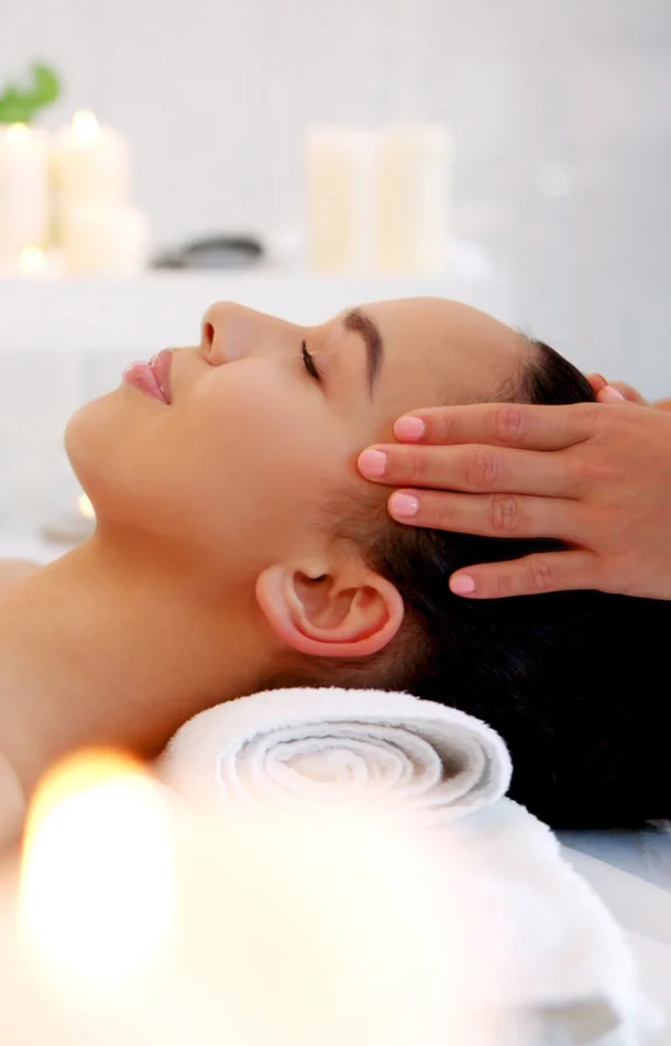Accès Spa illimité+ Soin Visage Tomate Glow Ella Baché – 35mn