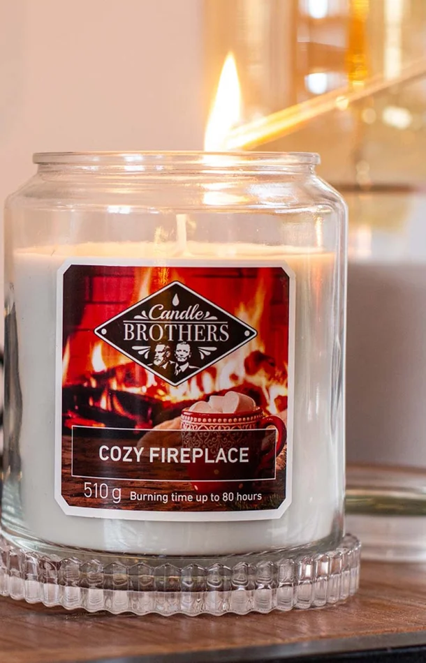 Bougie parfumée – Cozy Fireplace – Cannelle & ambre – 510 g