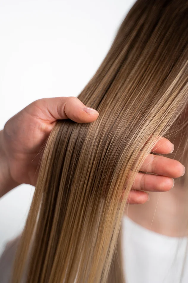 Lissage Brésilien – cheveux très longs