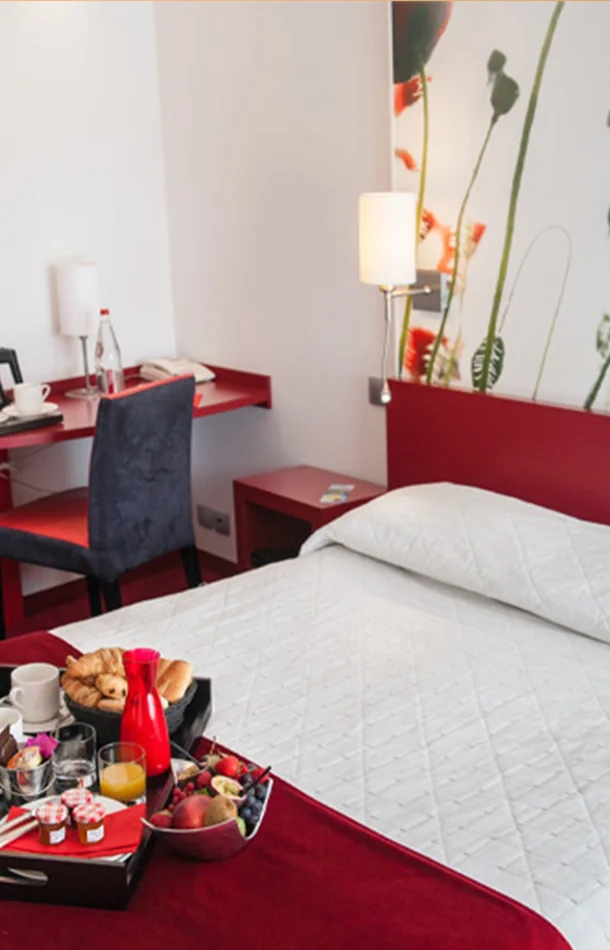 Nuitée en CHAMBRE DOUBLE PRIVILEGE + espace bien être + Bouteille de champagne – Samedi hors week end prolongé